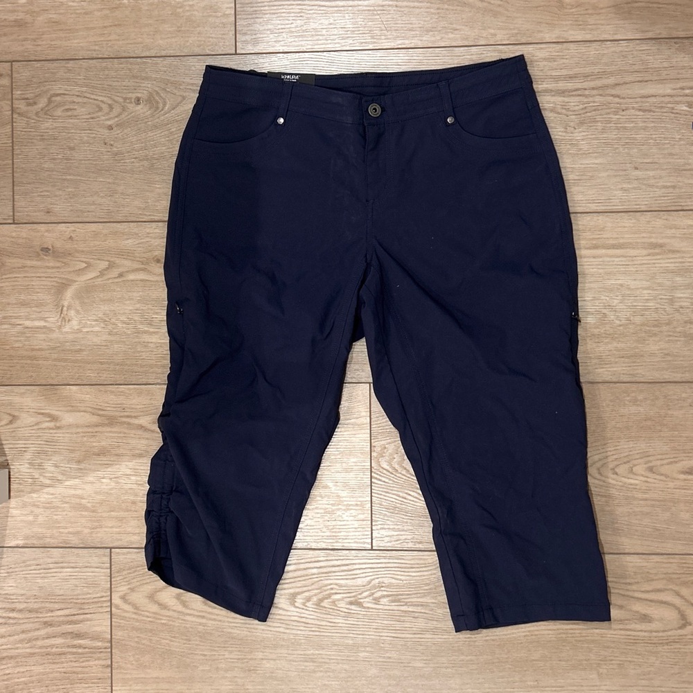 Navy Blue KÜHL Capri Pants